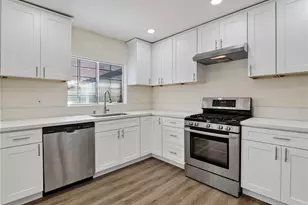 1028 E 10th, Long Beach, CA 90813 - Photo 16