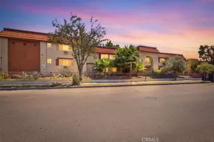 8800 Cedros Ave, Panorama City, CA 91402 - Photo 22