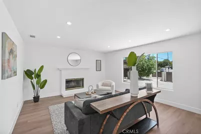 23701 Califa, Los Angeles, CA 91367 - Photo 8