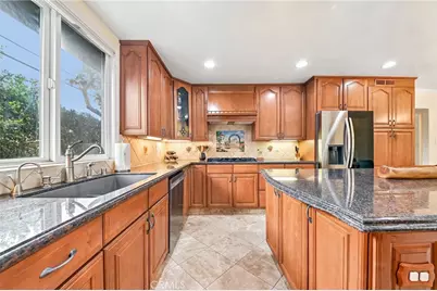 1311 N Meyler, San Pedro, CA 90731 - Photo 16