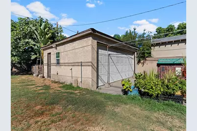 3145 Indiana, South Gate, CA 90280 - Photo 12