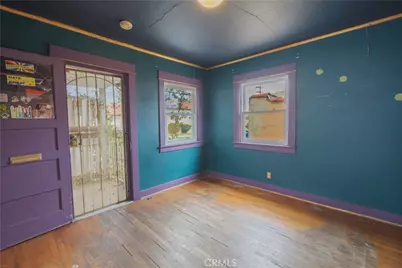 5716 Hubbard, Los Angeles, CA 90022 - Photo 2
