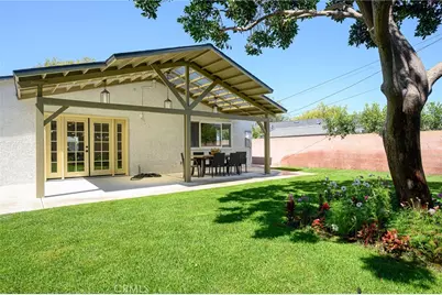 17214 Elgar Avenue, Torrance, CA 90504 - Photo 32