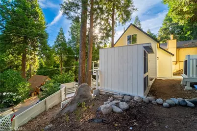 744 Woodland, Crestline, CA 92325 - Photo 38