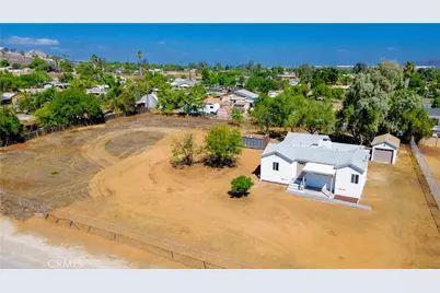 20368 Bailly, Perris, CA 92570 - Photo 4