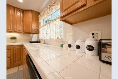 241 Raymond, La Habra, CA 90631 - Photo 12