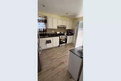 1718 W 166th Street, Compton, CA 90220 - Photo 2