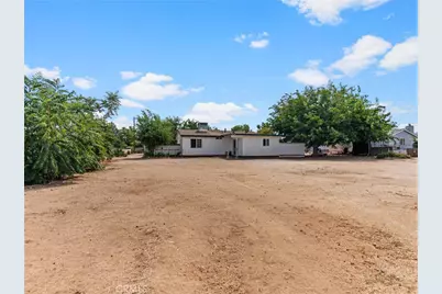 14804 Orange, Hesperia, CA 92345 - Photo 26