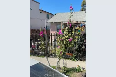 207 E 94th, Los Angeles, CA 90003 - Photo 2