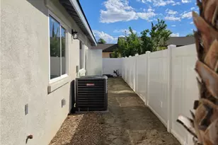 419 W Devonshire Ave, Hemet, CA 92543 - Photo 34