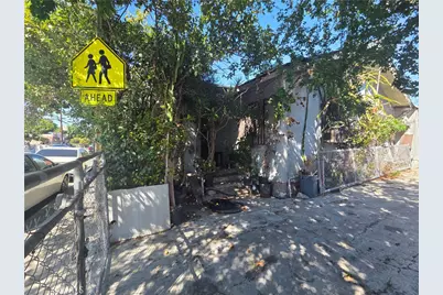 7500 Crockett, Los Angeles, CA 90001 - Photo 6