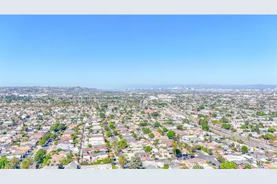 1650 W 38th Place, Los Angeles, CA 90062 - Photo 46