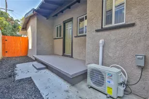 1650 W 38th Pl, Los Angeles, CA 90062 - Photo 30