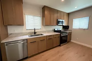 1629 W 80th St, Los Angeles, CA 90047 - Photo 14