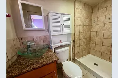 1016 W 51st Place, Los Angeles, CA 90037 - Photo 18