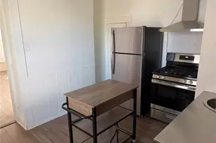 915 E 23rd St, Los Angeles, CA 90011 - Photo 10