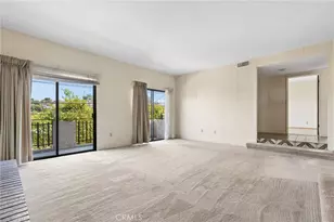 2431 Claremont, Los Angeles, CA 90027 - Photo 10