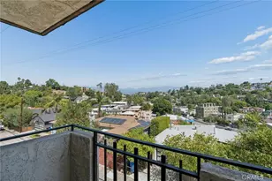 2431 Claremont, Los Angeles, CA 90027 - Photo 50