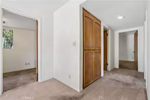 2431 Claremont, Los Angeles, CA 90027 - Photo 32