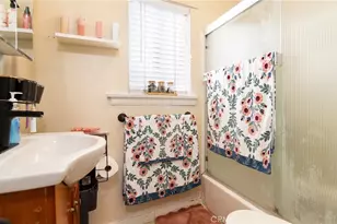 482 E 59th, Long Beach, CA 90805 - Photo 8
