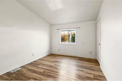 3595 Santa Fe Avenue #210, Long Beach, CA 90810 - Photo 14