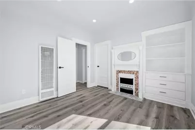 136 W 43rd Place, Los Angeles, CA 90037 - Photo 14