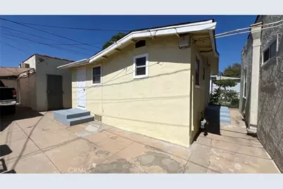 1127 Calzona, Los Angeles, CA 90023 - Photo 10
