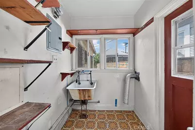 205 N Avenue 66, Los Angeles, CA 90042 - Photo 14
