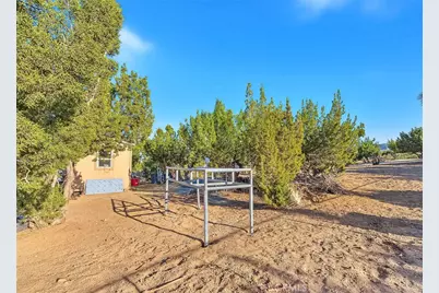 9638 Ponderosa Road, Pinon Hills, CA 92372 - Photo 60