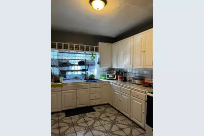 718 W 43rd Place, Los Angeles, CA 90037 - Photo 4