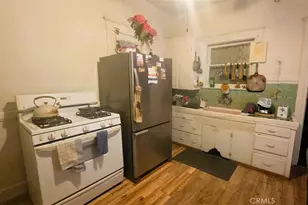 1437 Bonnie Brae St, Los Angeles, CA 90006 - Photo 4