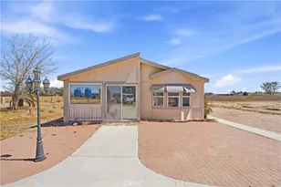 8848 W Ave D8, Lancaster, CA 93536 - Photo 4