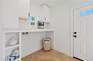 1800 Oxford Ave, Los Angeles, CA 90006 - Photo 14