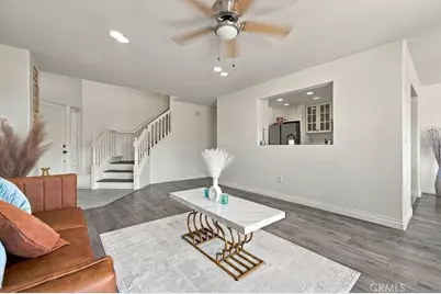 8317 Alameda Street, Downey, CA 90242 - Photo 12