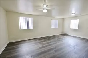723 E 76th Pl, Los Angeles, CA 90001 - Photo 12