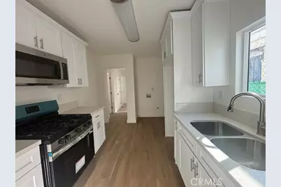 2214 E 111th, Los Angeles, CA 90059 - Photo 4
