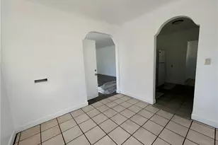 1018 S Halladay, Santa Ana, CA 92701 - Photo 6
