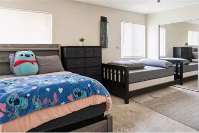 8437 San Vincente, South Gate, CA 90280 - Photo 14