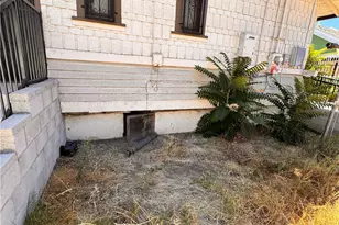 1813 W 48th St, Los Angeles, CA 90062 - Photo 6