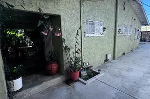 1653 W 68th, Los Angeles, CA 90047 - Photo 8