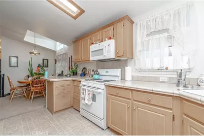 10001 W Frontage #113, South Gate, CA 90280 - Photo 16
