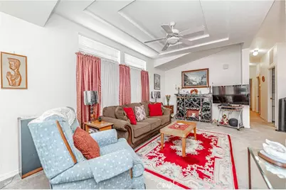 10001 W Frontage #113, South Gate, CA 90280 - Photo 8