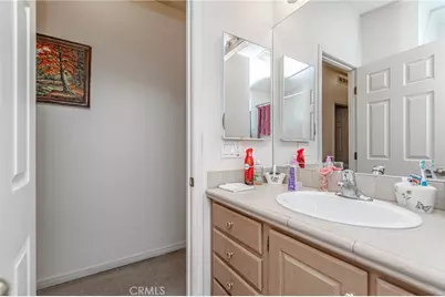 10001 W Frontage #113, South Gate, CA 90280 - Photo 24