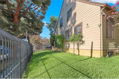 428 Hoover, East Los Angeles, CA 90020 - Photo 4