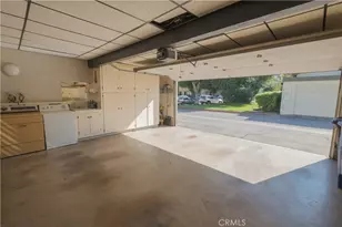 9567 Karmont Ave, South Gate, CA 90280 - Photo 26
