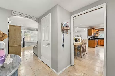9081 Tangelo Avenue, Fontana, CA 92335 - Photo 12