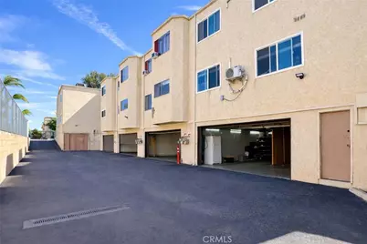 9053 Willis, Panorama City, CA 91402 - Photo 16