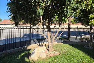 444 E Ave R9, Palmdale, CA 93550 - Photo 28