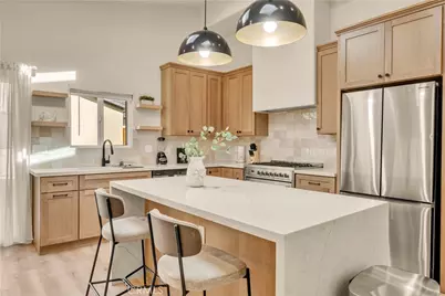 15331 Lemay Street, Van Nuys, CA 91406 - Photo 2