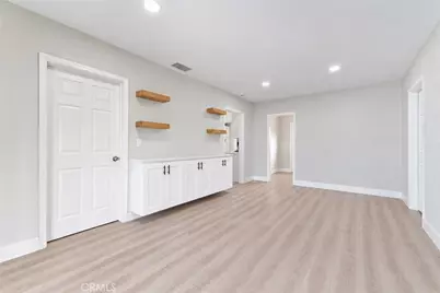 332 S Ramona, Hemet, CA 92543 - Photo 8